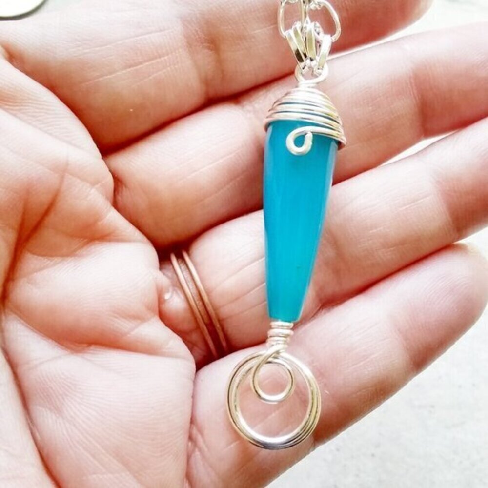 Aqua Blue! Long Agate Teardrop Gemstone Pendant + Chain! Beachy Coastal Grandma - Picture 2 of 10